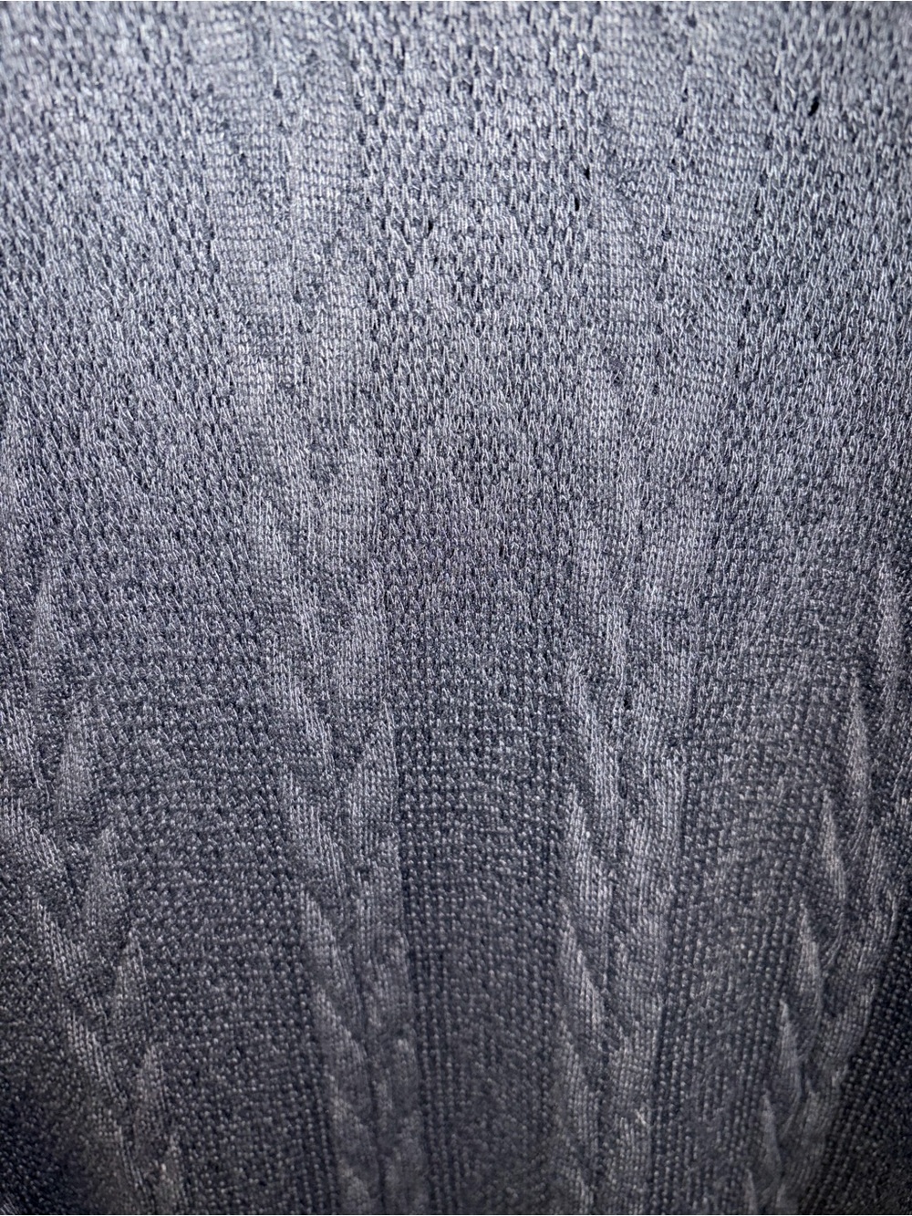 Doe & Rae Women's Cable Knit Crewneck Sweater - Gray